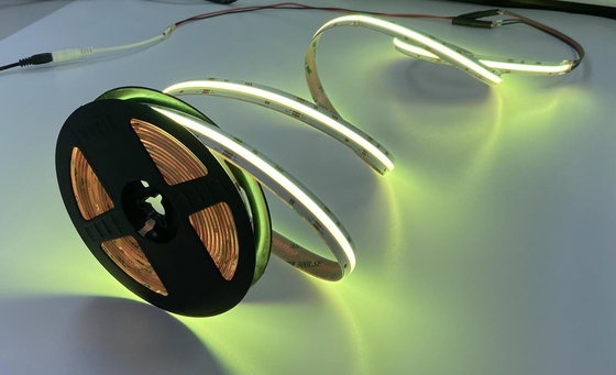 ความสว่างสูง 3000k LED COB RGB Strip การประหยัดพลังงาน การสลายตัวของแสงน้อย
