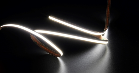 สูง CRI CRI90 + ซัง LED เทป 18W โครงสร้างเชิงเส้นที่ไม่ซ้ำกัน